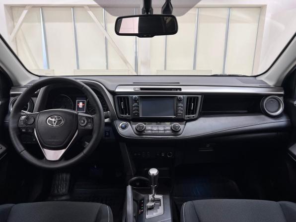 Toyota RAV4 IV (XA40) Рестайлинг с пробегом 2019 года, цена 2 740 000 рублей, 94654 км, внедорожник, Автокод Объявления
