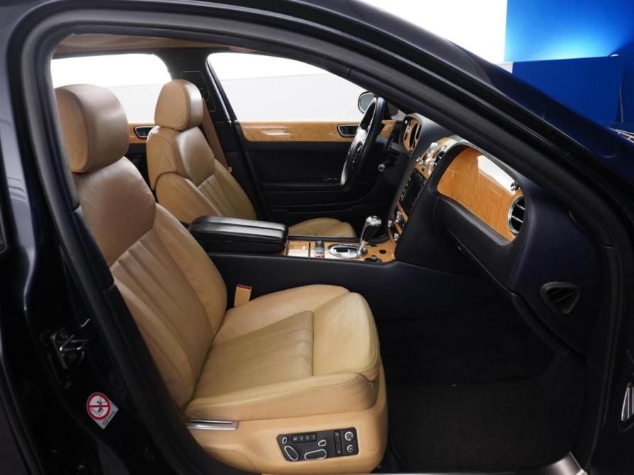 Bentley Continental Flying Spur Москва  - изображение 8