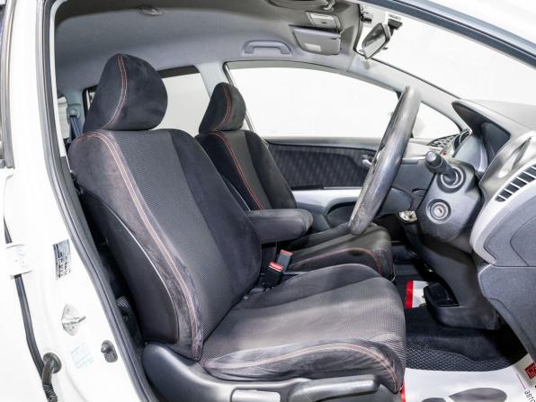 Honda Stream II Рестайлинг с пробегом 2010 года, цена 1 320 000 рублей, 118478 км, компактвэн, Автокод Объявления