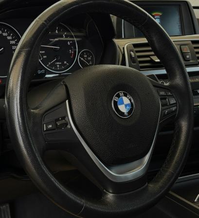 BMW 3 серии VI (F3x) Рестайлинг с пробегом 2018 года, цена 2 149 000 рублей, 165304 км, седан, Автокод Объявления