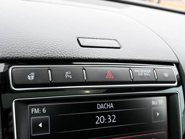 Volkswagen Touareg II Рестайлинг с пробегом 2016 года, цена 3 196 300 рублей, 129392 км, внедорожник, Автокод Объявления