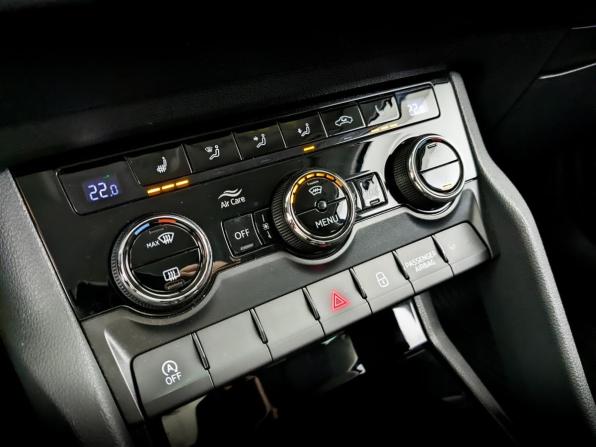 Skoda Karoq I с пробегом 2021 года, цена 2 595 000 рублей, 69767 км, внедорожник, Автокод Объявления
