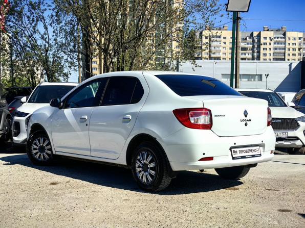 Renault Logan II с пробегом 2018 года, цена 779 000 рублей, 129000 км, седан, Автокод Объявления