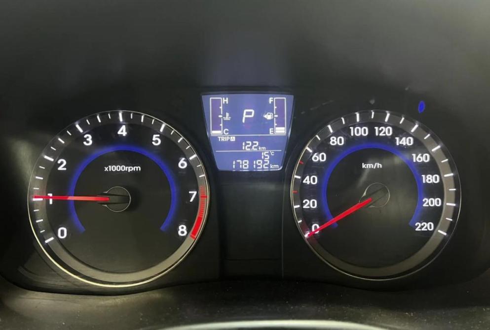 Hyundai Solaris I Нижний Новгород  - изображение 21