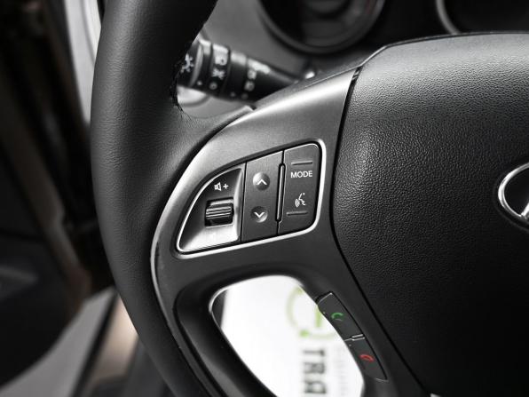 Hyundai ix35 I Рестайлинг с пробегом 2014 года, цена 1 395 000 рублей, 181120 км, внедорожник, Автокод Объявления