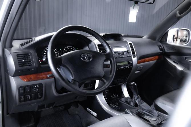 Toyota Land Cruiser Prado 120 Series с пробегом 2003 года, цена 2 599 000 рублей, 117147 км, внедорожник, Автокод Объявления