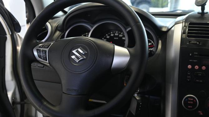 Suzuki Grand Vitara II Рестайлинг с пробегом 2011 года, цена 895 000 рублей, 221972 км, внедорожник, Автокод Объявления