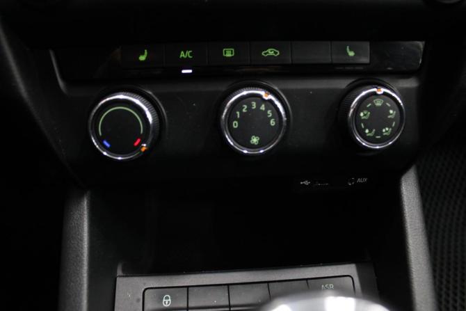 Skoda Octavia III (A7) с пробегом 2016 года, цена 1 043 000 рублей, 170000 км, лифтбек, Автокод Объявления