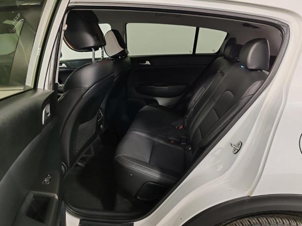 Kia Sportage IV Рестайлинг с пробегом 2018 года, цена 1 930 000 рублей, 74971 км, внедорожник, Автокод Объявления