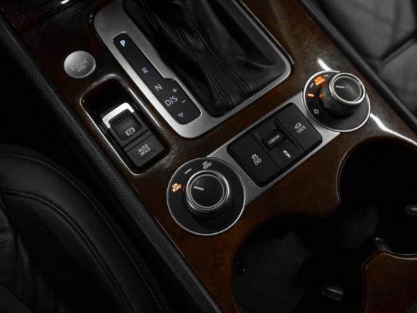 Volkswagen Touareg II Рестайлинг с пробегом 2015 года, цена 2 900 000 рублей, 154233 км, внедорожник, Автокод Объявления