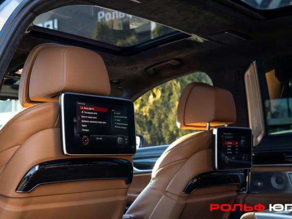 BMW 7 серии VI (G11/G12) с пробегом 2017 года, цена 3 428 000 рублей, 180350 км, седан, Автокод Объявления