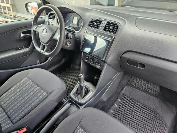 Volkswagen Polo V Рестайлинг с пробегом 2015 года, цена 955 000 рублей, 148550 км, седан, Автокод Объявления