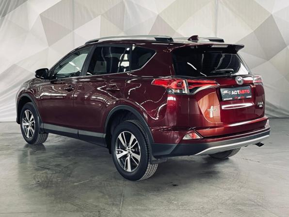 Toyota RAV4 IV (XA40) Рестайлинг с пробегом 2017 года, цена 2 350 000 рублей, 130570 км, внедорожник, Автокод Объявления