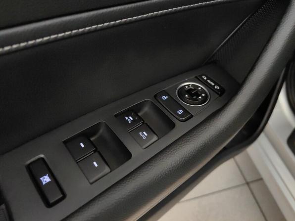 Hyundai Sonata VII (LF) Рестайлинг с пробегом 2019 года, цена 1 499 000 рублей, 153737 км, седан, Автокод Объявления
