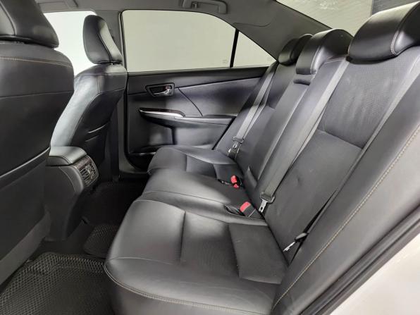 Toyota Camry VII (XV50) Рестайлинг 2 с пробегом 2017 года, цена 1 860 000 рублей, 181997 км, седан, Автокод Объявления