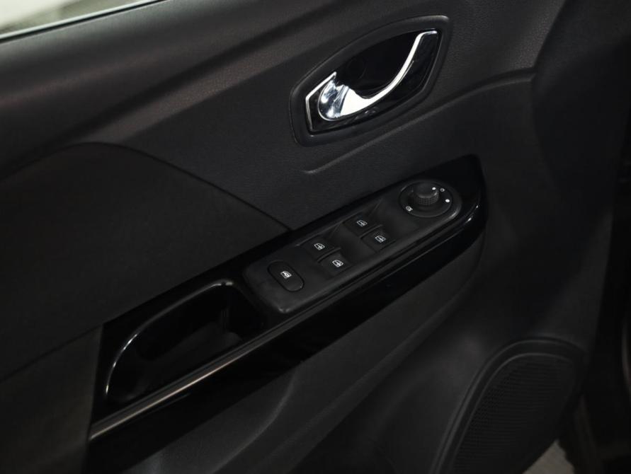 Renault Kaptur I Санкт-Петербург  - изображение 18