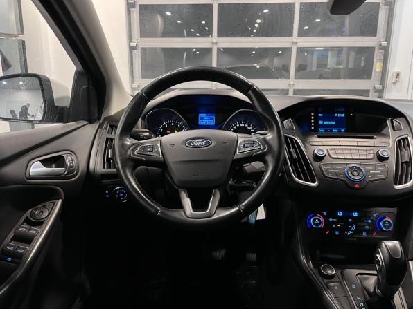 Ford Focus III Рестайлинг с пробегом 2016 года, цена 935 000 рублей, 179731 км, универсал, Автокод Объявления