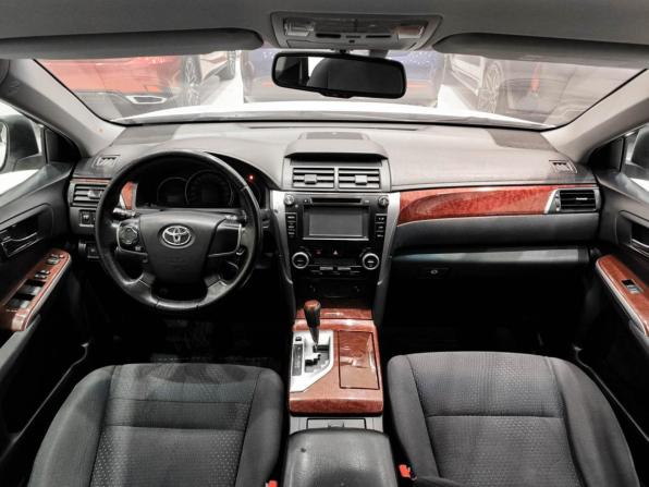 Toyota Camry VII (XV50) с пробегом 2012 года, цена 1 350 000 рублей, 220730 км, седан, Автокод Объявления