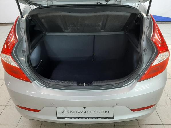 Hyundai Solaris I Рестайлинг с пробегом 2016 года, цена 929 000 рублей, 196645 км, хэтчбек, Автокод Объявления