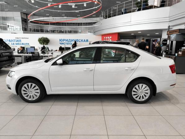 Skoda Octavia III (A7) Рестайлинг с пробегом 2019 года, цена 1 750 000 рублей, 74445 км, лифтбек, Автокод Объявления