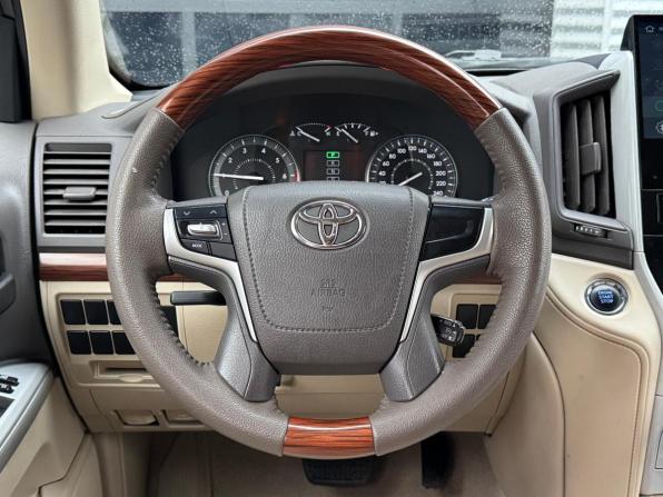 Toyota Land Cruiser 200 Series Рестайлинг 2 с пробегом 2020 года, цена 7 690 000 рублей, 79155 км, внедорожник, Автокод Объявления