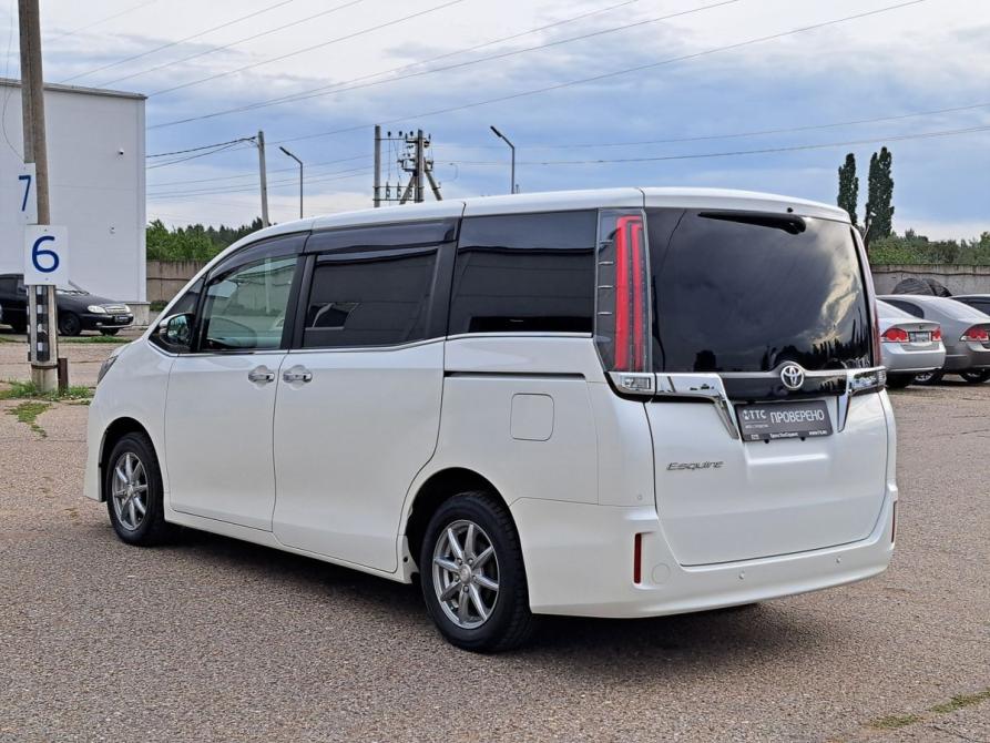 Toyota Esquire I Рестайлинг Набережные Челны  - изображение 8