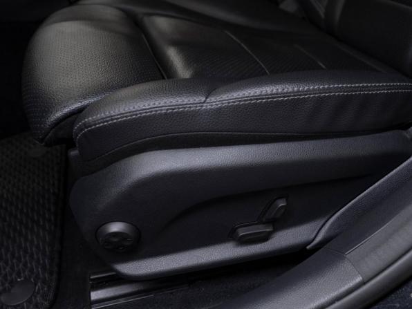 Mercedes-Benz C-Класс IV (W205) Рестайлинг с пробегом 2019 года, цена 3 410 000 рублей, 96823 км, седан, Автокод Объявления
