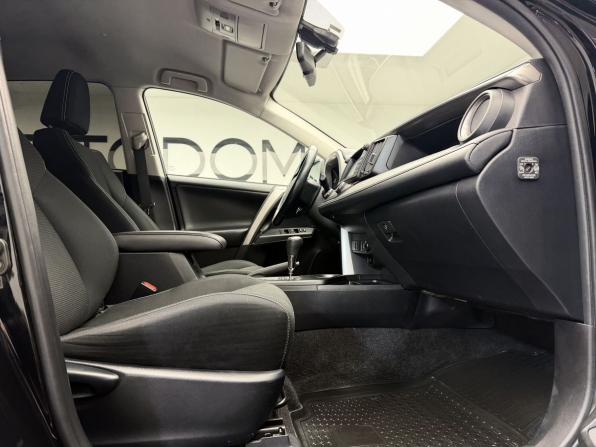 Toyota RAV4 IV (XA40) Рестайлинг с пробегом 2018 года, цена 2 561 000 рублей, 84805 км, внедорожник, Автокод Объявления