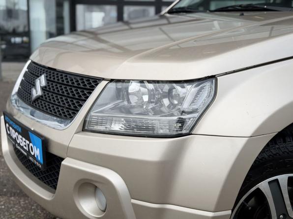 Suzuki Grand Vitara II Рестайлинг с пробегом 2011 года, цена 970 000 рублей, 73000 км, внедорожник, Автокод Объявления