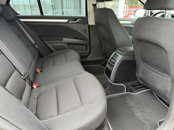 Skoda Superb II Рестайлинг с пробегом 2013 года, цена 828 000 рублей, 315111 км, лифтбек, Автокод Объявления