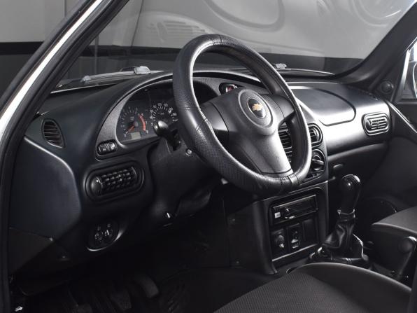 Chevrolet Niva I Рестайлинг с пробегом 2015 года, цена 522 999 рублей, 255645 км, внедорожник, Автокод Объявления