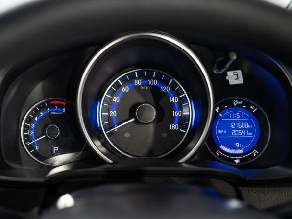 Honda Fit III с пробегом 2015 года, цена 930 000 рублей, 121608 км, хэтчбек, Автокод Объявления