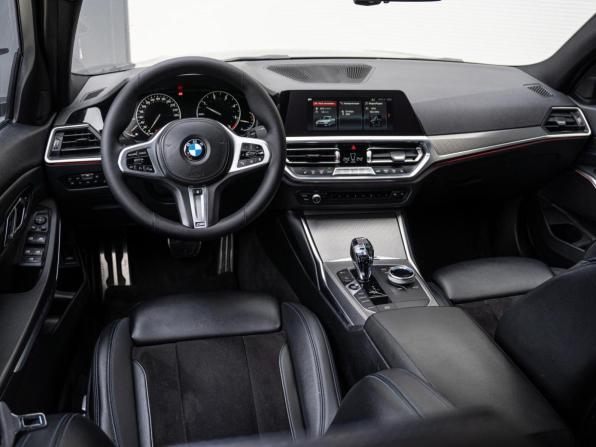 BMW 3 серии VII (G2x) с пробегом 2019 года, цена 3 549 000 рублей, 132544 км, седан, Автокод Объявления