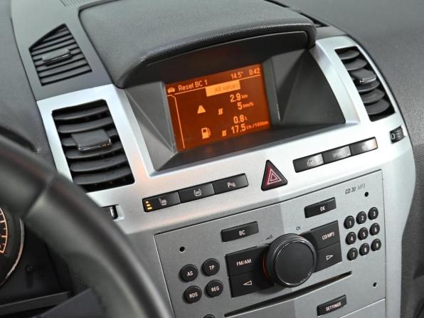 Opel Zafira B Рестайлинг с пробегом 2012 года, цена 749 000 рублей, 145000 км, компактвэн, Автокод Объявления