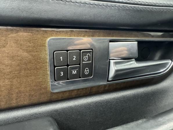 Land Rover Range Rover Sport I Рестайлинг с пробегом 2009 года, цена 1 268 000 рублей, 392434 км, внедорожник, Автокод Объявления