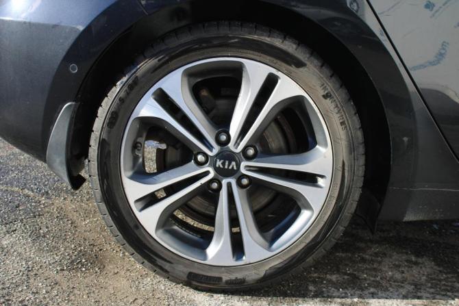 Kia Ceed II Рестайлинг с пробегом 2016 года, цена 1 530 000 рублей, 115000 км, хэтчбек, Автокод Объявления