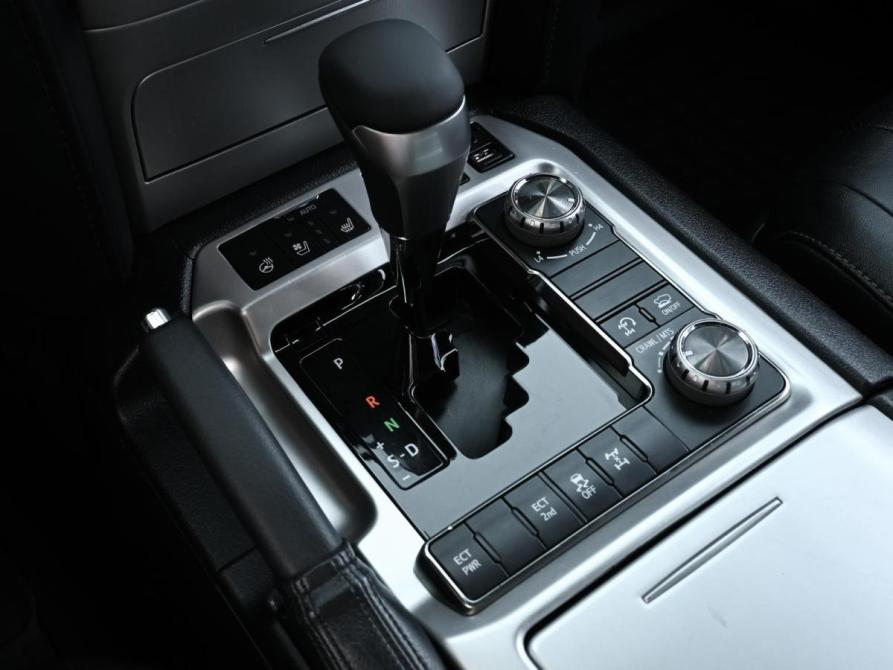Toyota Land Cruiser 200 Series Рестайлинг 2 Волгоград  - изображение 24