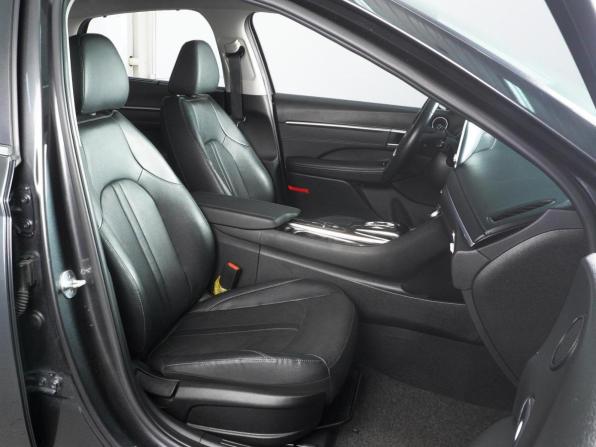 Hyundai Sonata VIII (DN8) с пробегом 2022 года, цена 2 699 000 рублей, 28968 км, седан, Автокод Объявления