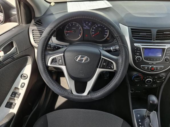Hyundai Solaris I с пробегом 2012 года, цена 599 000 рублей, 281376 км, седан, Автокод Объявления