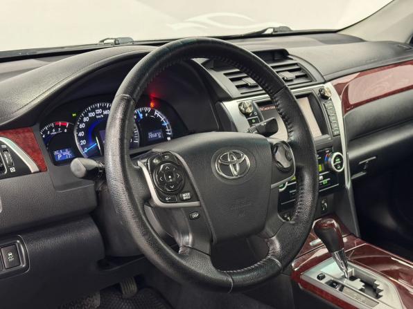 Toyota Camry VII (XV50) с пробегом 2013 года, цена 1 620 000 рублей, 286000 км, седан, Автокод Объявления