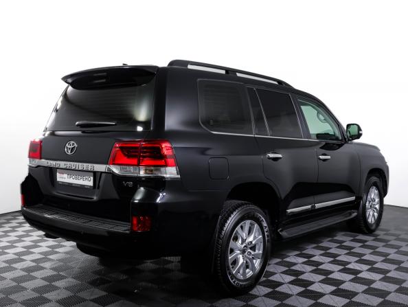 Toyota Land Cruiser 200 Series Рестайлинг 2 с пробегом 2019 года, цена 8 387 000 рублей, 31050 км, внедорожник, Автокод Объявления
