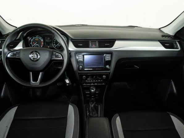 Skoda Rapid I Рестайлинг с пробегом 2019 года, цена 1 366 000 рублей, 113706 км, лифтбек, Автокод Объявления