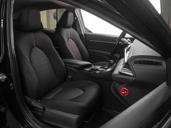 Toyota Camry VIII (XV70) с пробегом 2019 года, цена 2 849 000 рублей, 98152 км, седан, Автокод Объявления