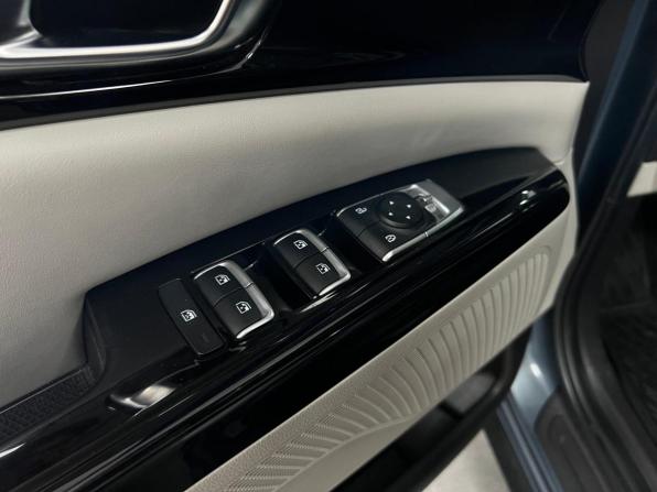 Kia Carnival IV с пробегом 2022 года, цена 2 620 000 рублей, 209833 км, минивэн, Автокод Объявления