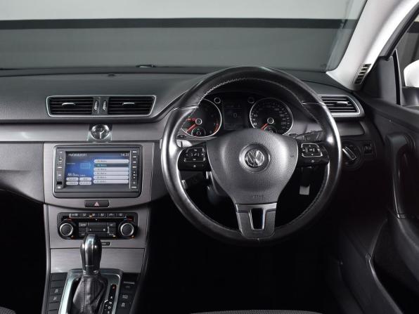 Volkswagen Passat B7 с пробегом 2011 года, цена 1 199 995 рублей, 136980 км, универсал, Автокод Объявления