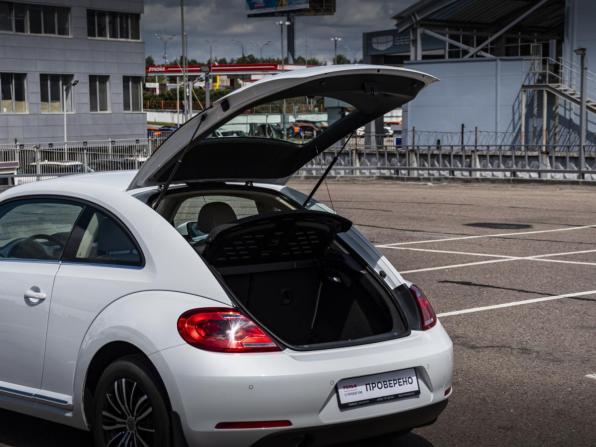 Volkswagen Beetle II (A5) с пробегом 2014 года, цена 1 498 000 рублей, 46000 км, хэтчбек, Автокод Объявления