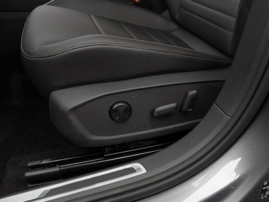 Volkswagen Jetta VII Москва  - изображение 22