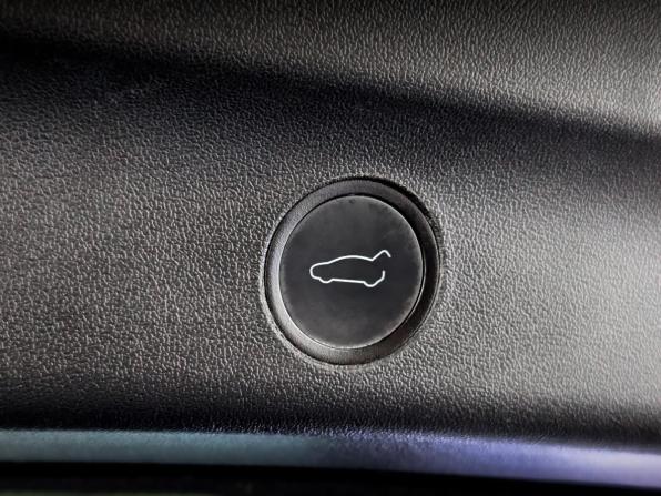 Tesla Model Y I с пробегом 2021 года, цена 4 000 000 рублей, 82419 км, внедорожник, Автокод Объявления