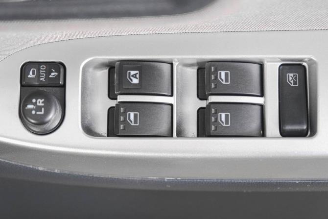 Daihatsu Cast I с пробегом 2017 года, цена 849 000 рублей, 128000 км, хэтчбек, Автокод Объявления
