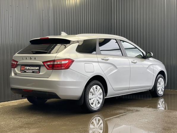 Lada (ВАЗ) Vesta I с пробегом 2019 года, цена 997 000 рублей, 97363 км, универсал, Автокод Объявления